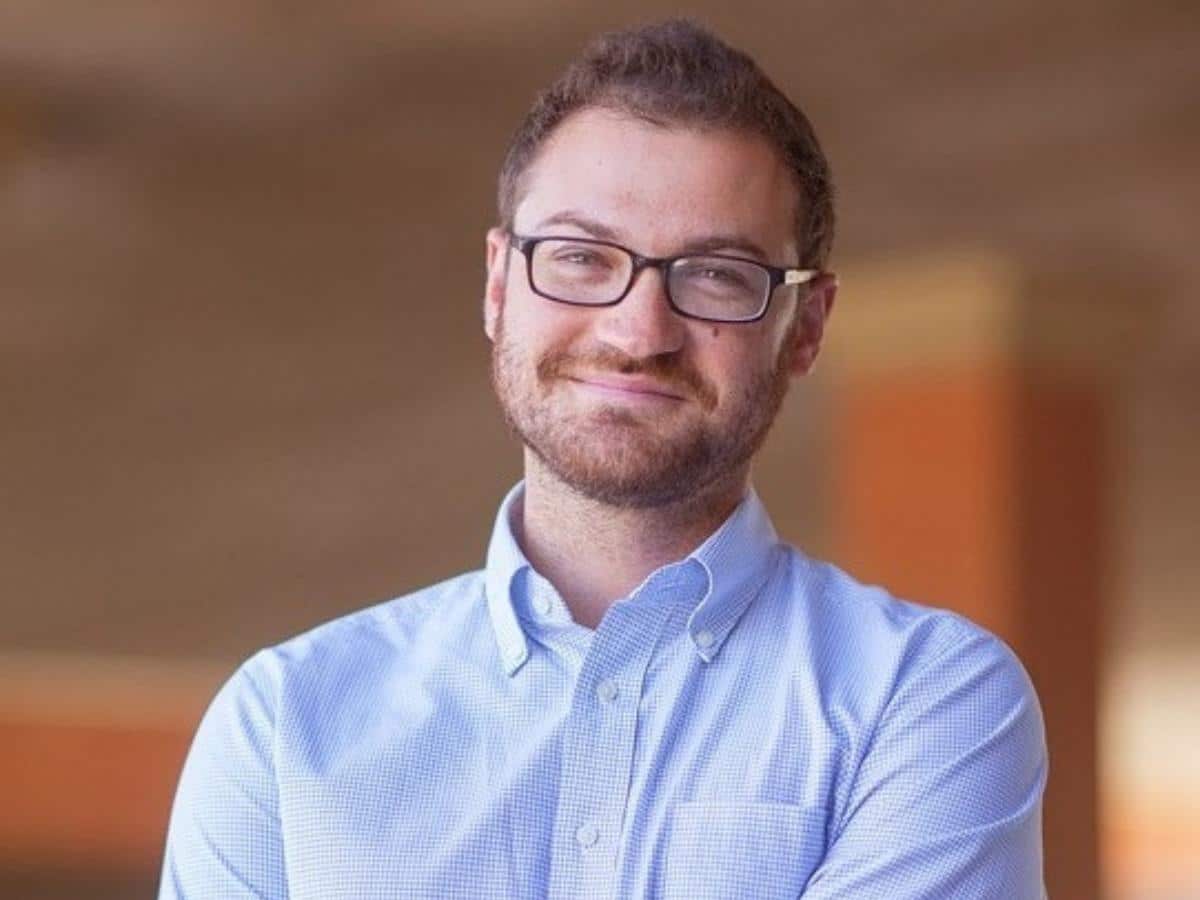 A headshot of Noah Meites, smiling